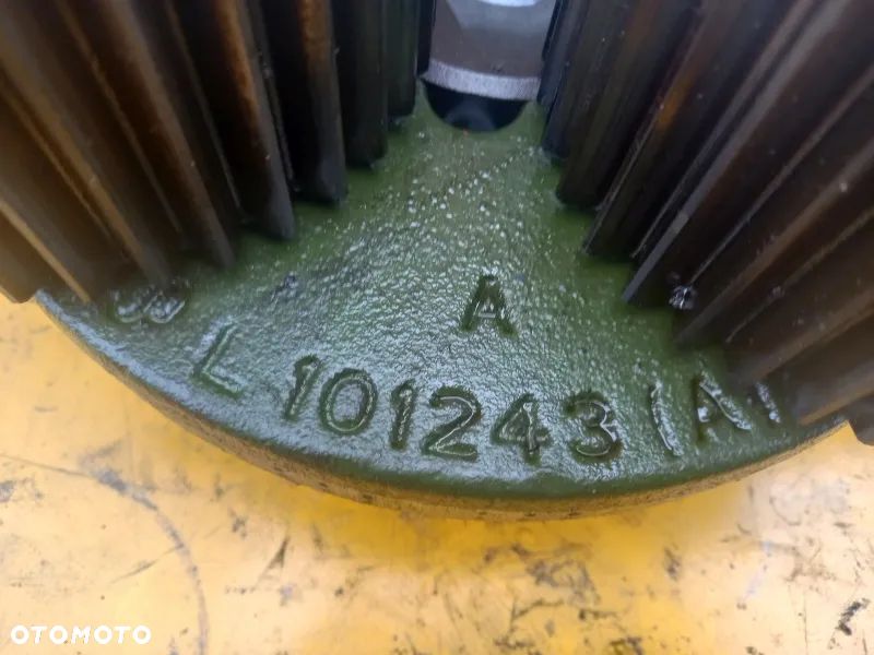Układ planetarny tylnej osi John Deere 6230 Premium - 3