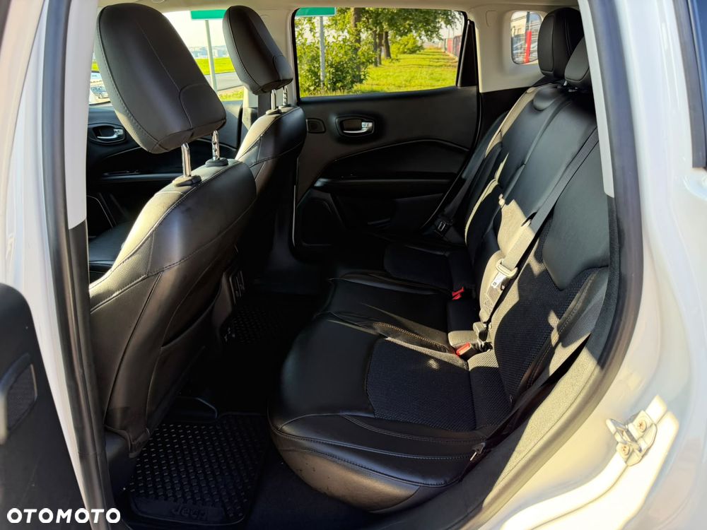 Jeep Compass - 13
