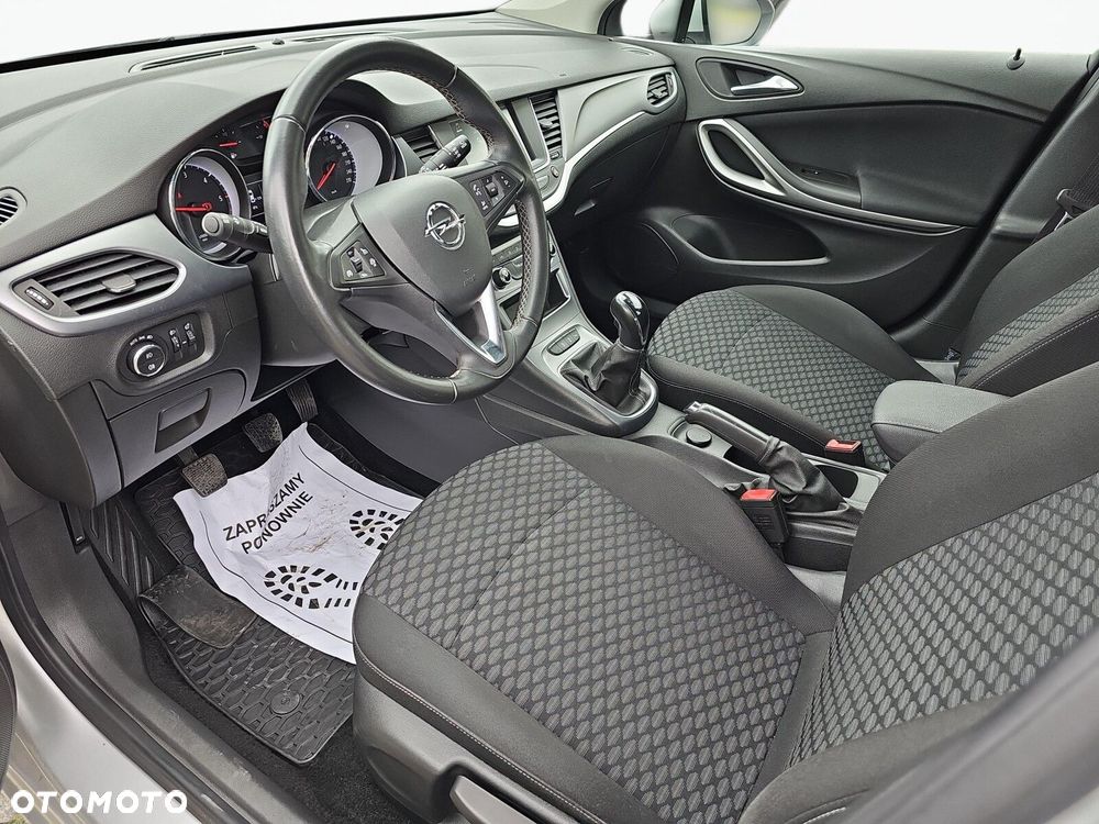 Opel Astra - 12
