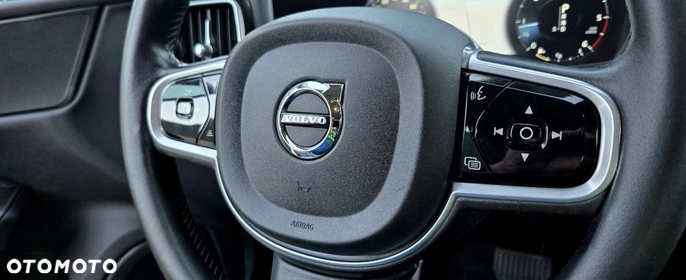 Volvo V60 Cross Country D4 AWD Geartronic Pro - 26