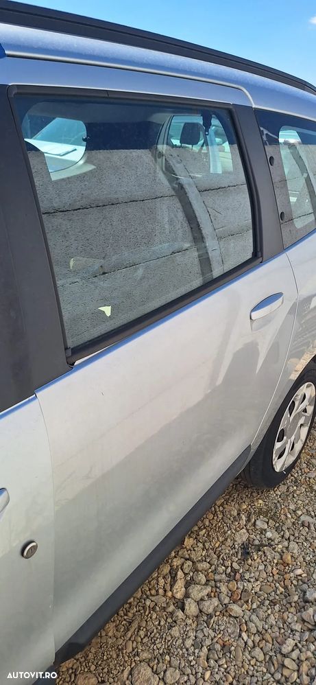 Usa stanga  spate dacia lodgy 1.5dci euro5 an 2014