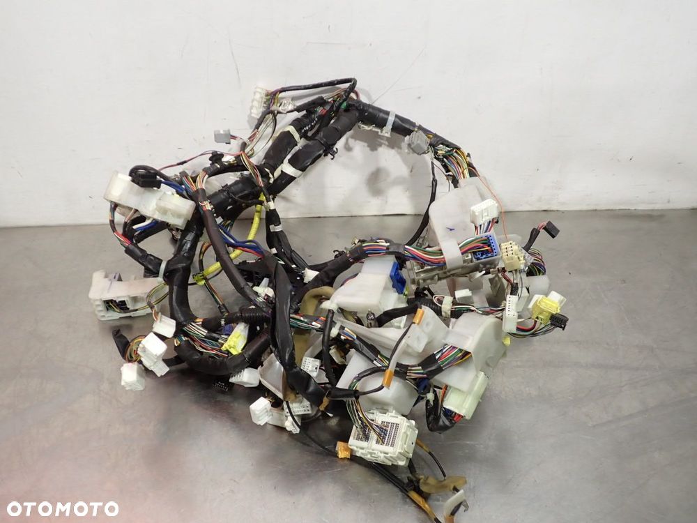 WIĄZKA ELEKTRYCZNA DESKI ROZDZIELCZEJ TOYOTA COROLLA E15  82118-02B80-K   82671-12250  8F19-5088  82671-12260   8F10-3602 - 2