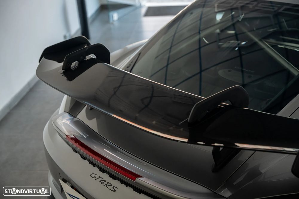 Porsche 718 Cayman GT4 RS - 15