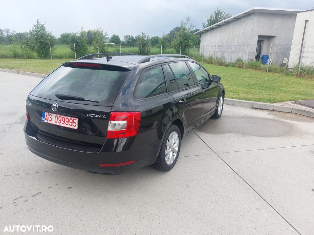 Skoda Octavia 1.6 TDI DSG Ambition - 3