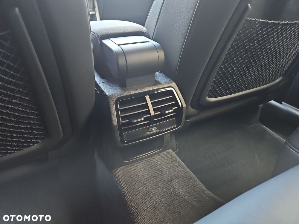 Audi Q3 35 TFSI mHEV S-Line S tronic - 22