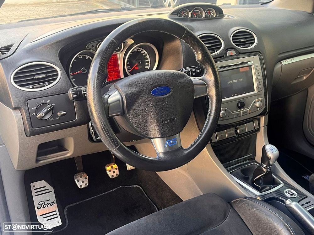 Ford Focus 2.5 T RS - 43