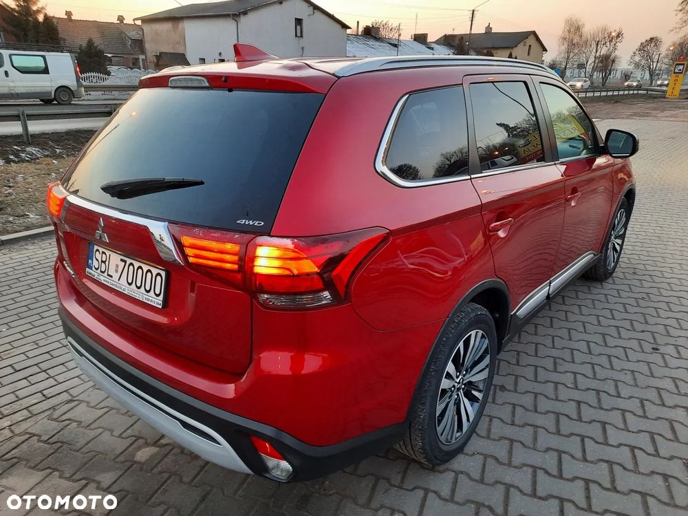 Mitsubishi Outlander 2.0 Intense Comfort 4WD CVT - 7