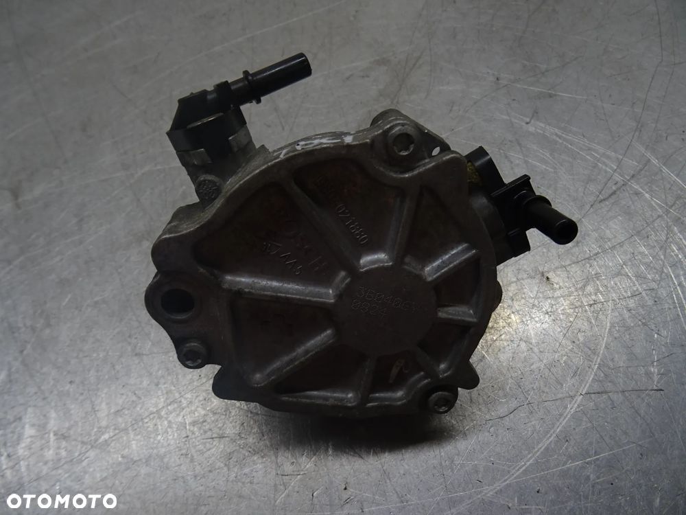 FORD C-MAX II MK2 1.6 TDCI T3JB POMPA VACUM 9804021880 - 2