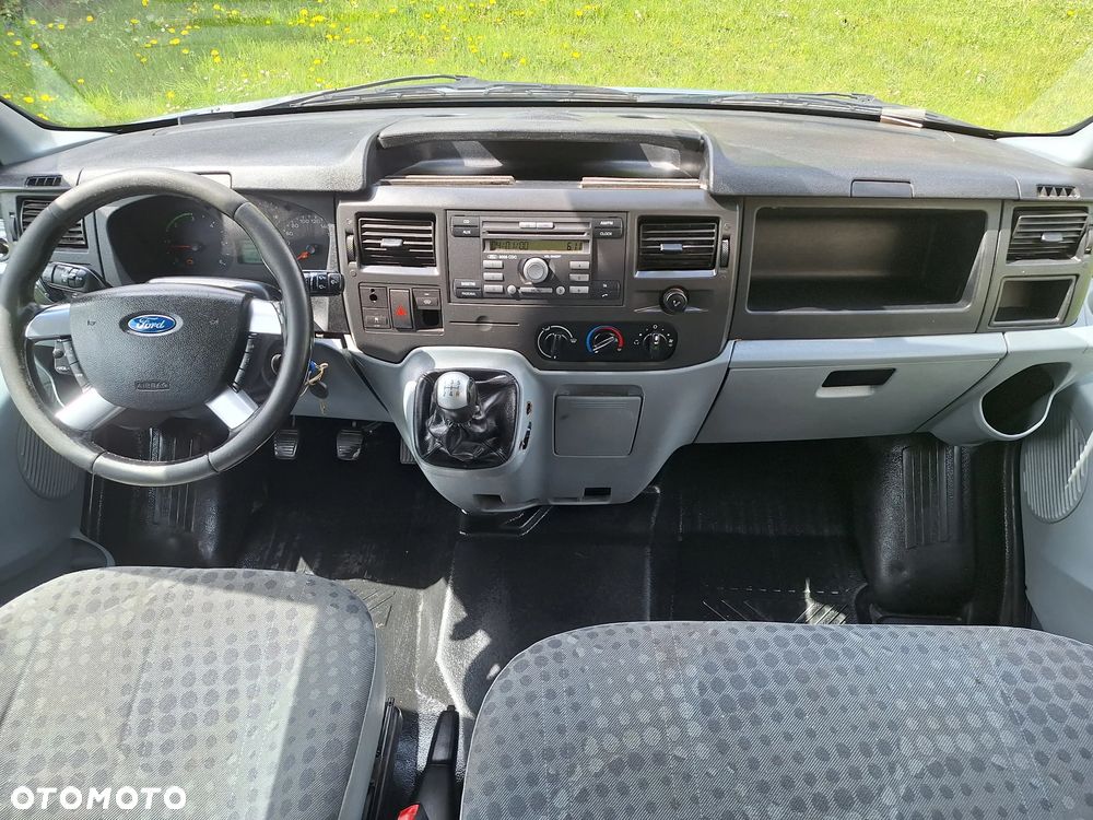 Ford Transit - 6