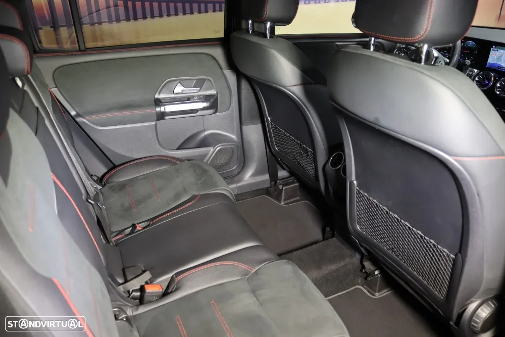 Mercedes-Benz GLB 180 d AMG Line - 17