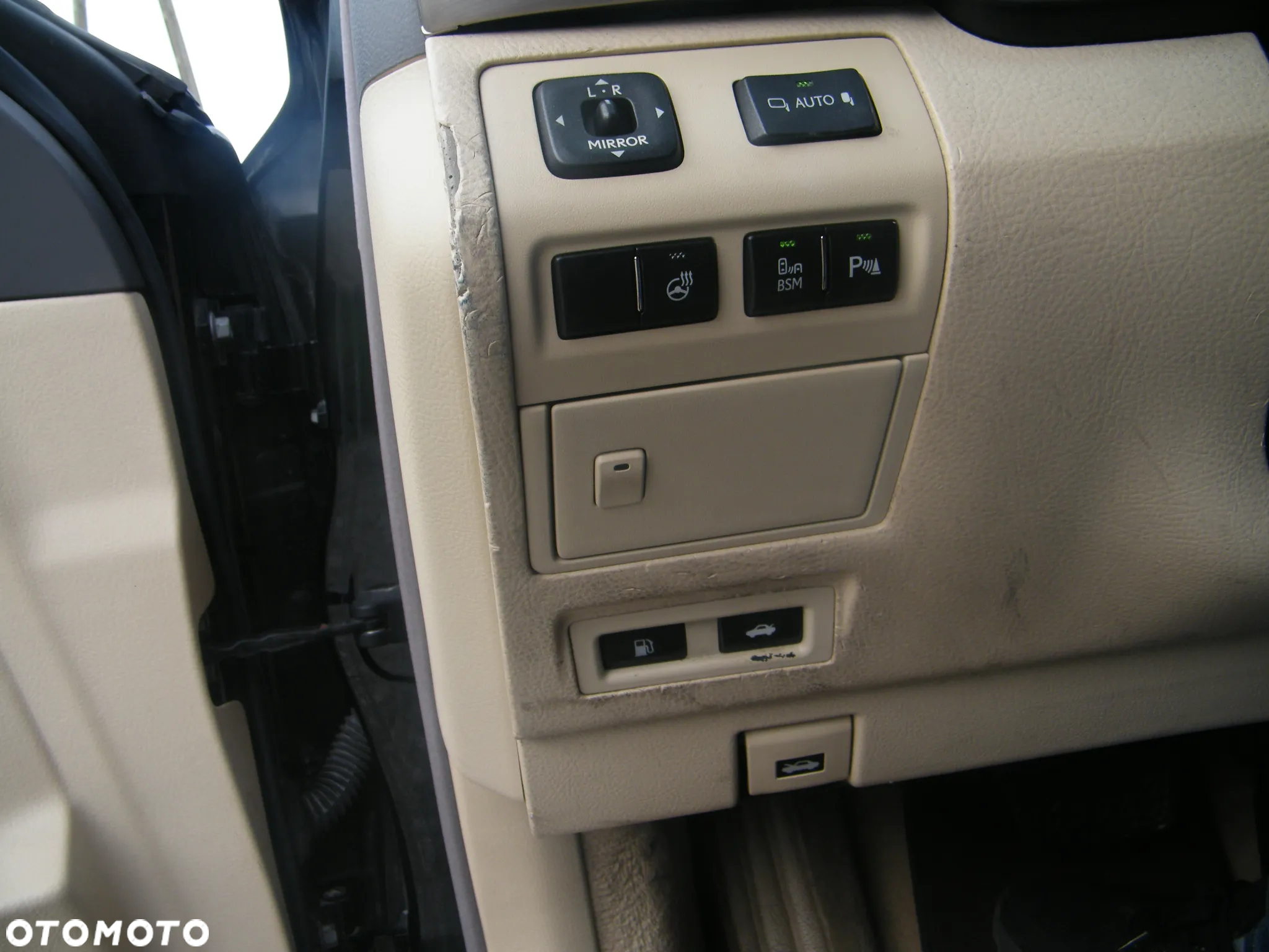 Lexus LS 460 - 32