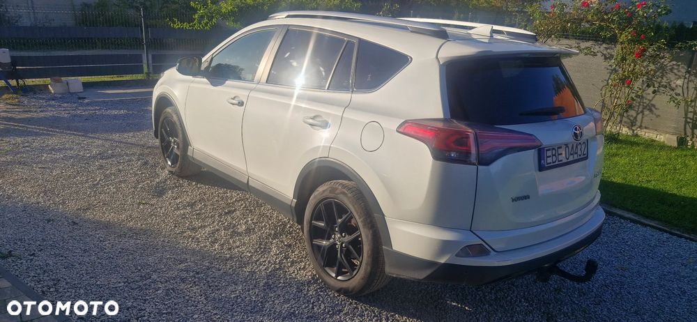 Toyota RAV4 2.0 D-4D Premium 4x2 - 8