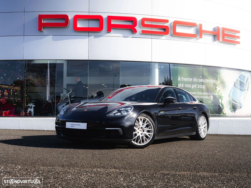 Porsche Panamera 4 E-Hybrid - 1