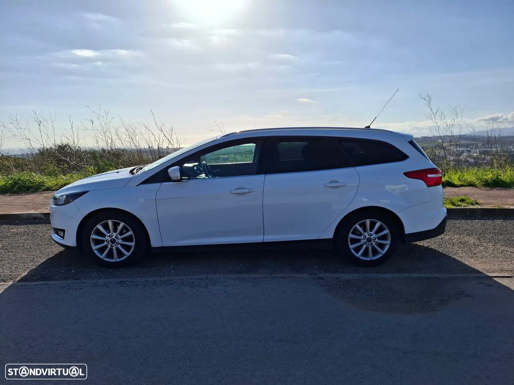 Ford Focus SW 1.0 EcoBoost Titanium - 3