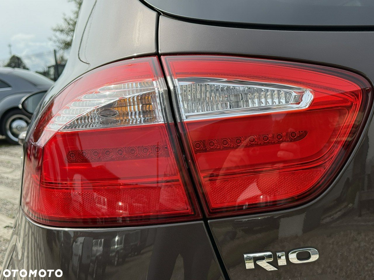 Kia Rio - 23
