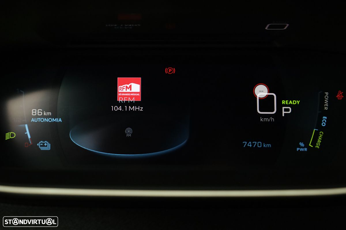 Peugeot e-2008 50 kWh GT - 16
