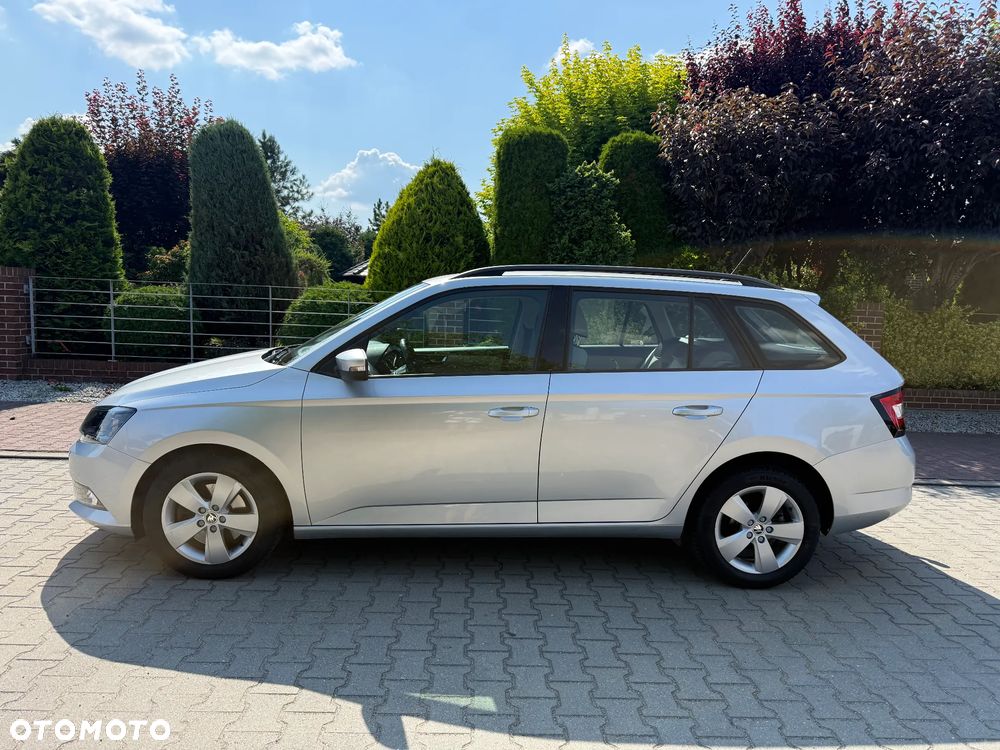 Skoda Fabia 1.2 TSI Drive - 12