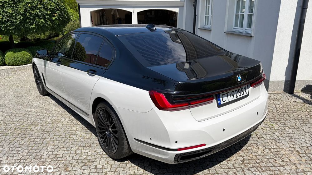 BMW Seria 7 730Ld xDrive mHEV - 11