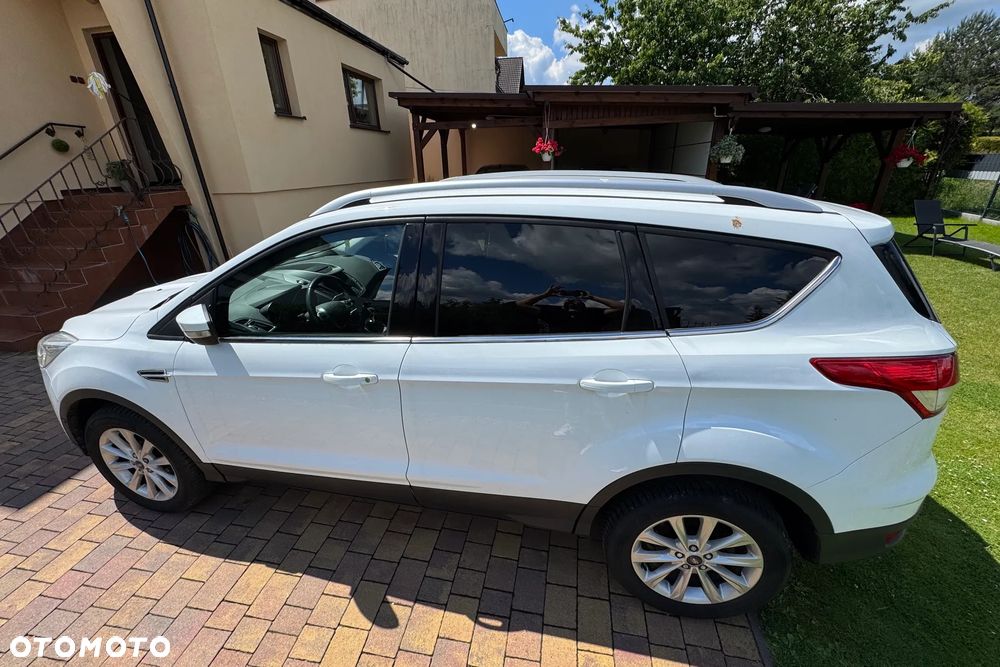 Ford Kuga 1.5 EcoBoost 2x4 Titanium - 8