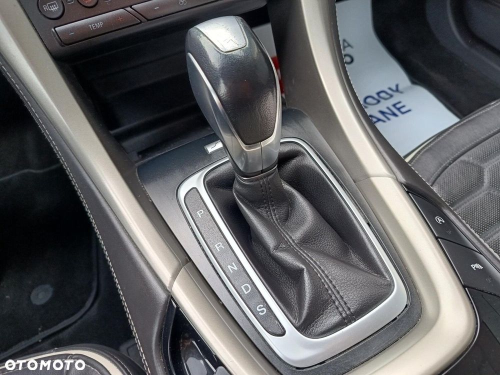 Ford Mondeo Vignale 2.0 TDCi PowerShift - 26