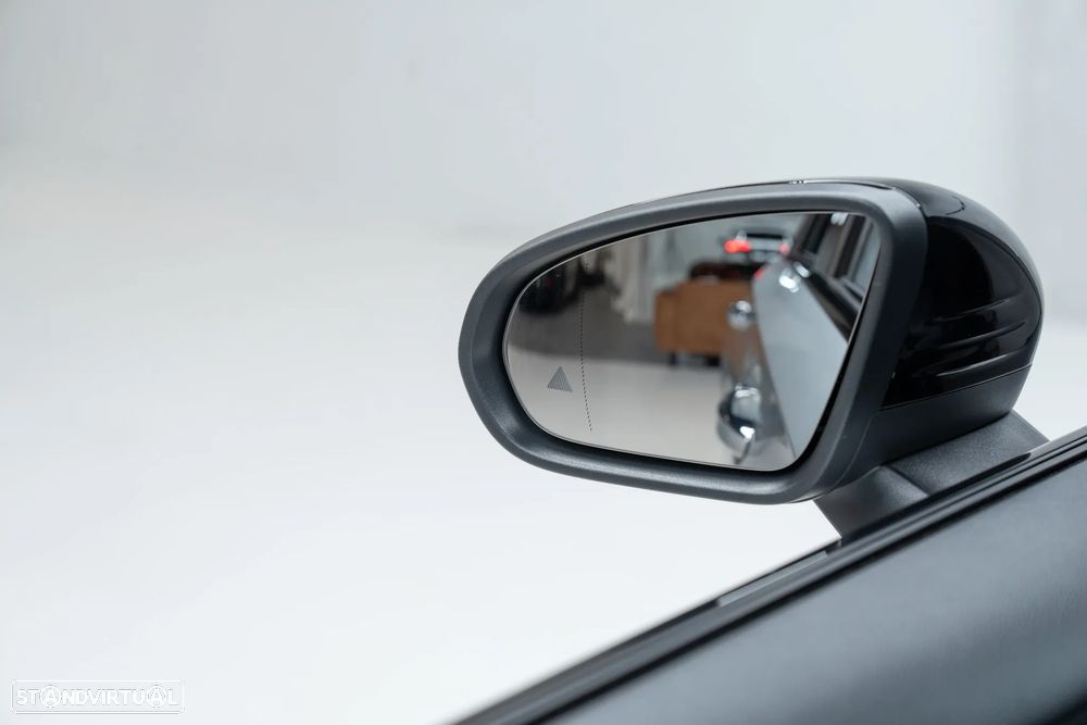 Mercedes-Benz A 250 e 8G-DCT AMG Line - 23
