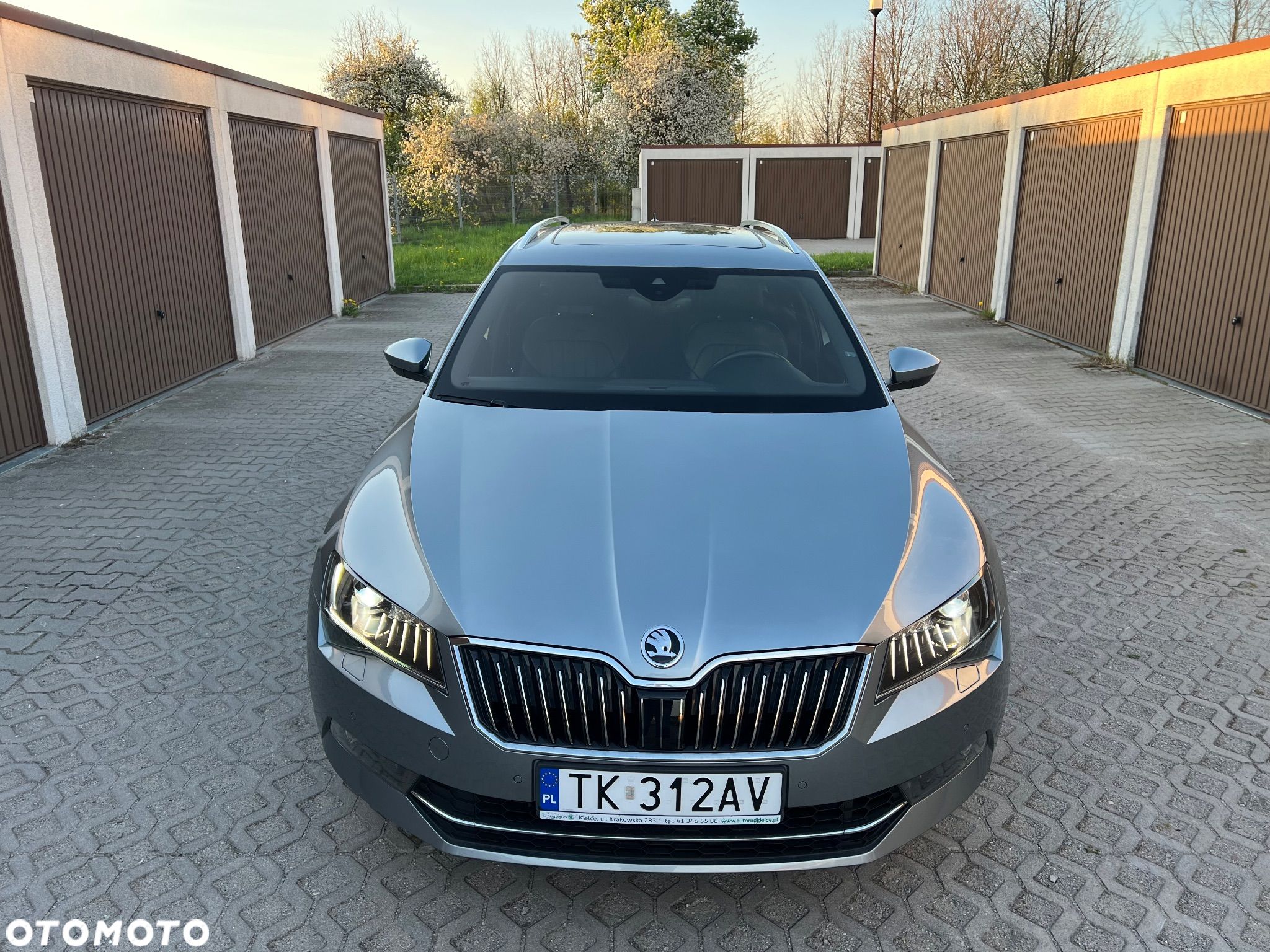 Skoda Superb 2.0 TSI 4x4 L&K DSG - 1