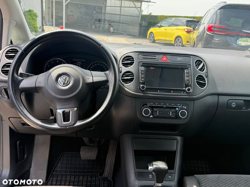 Volkswagen Golf Plus - 27