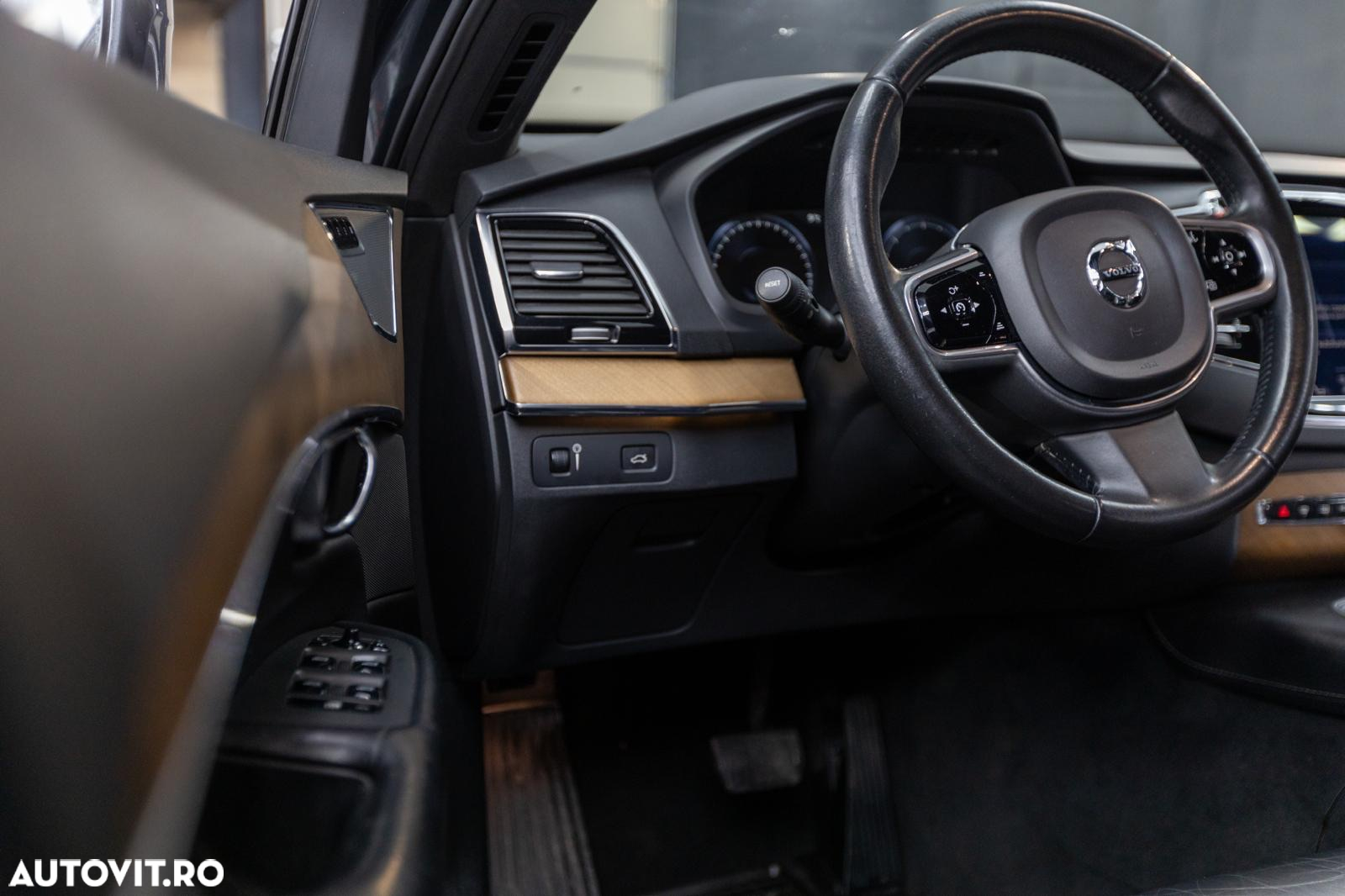 Volvo XC 90 D5 AWD Inscription - 14