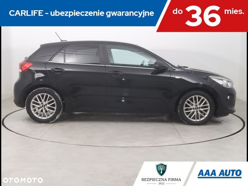 Kia Rio - 8