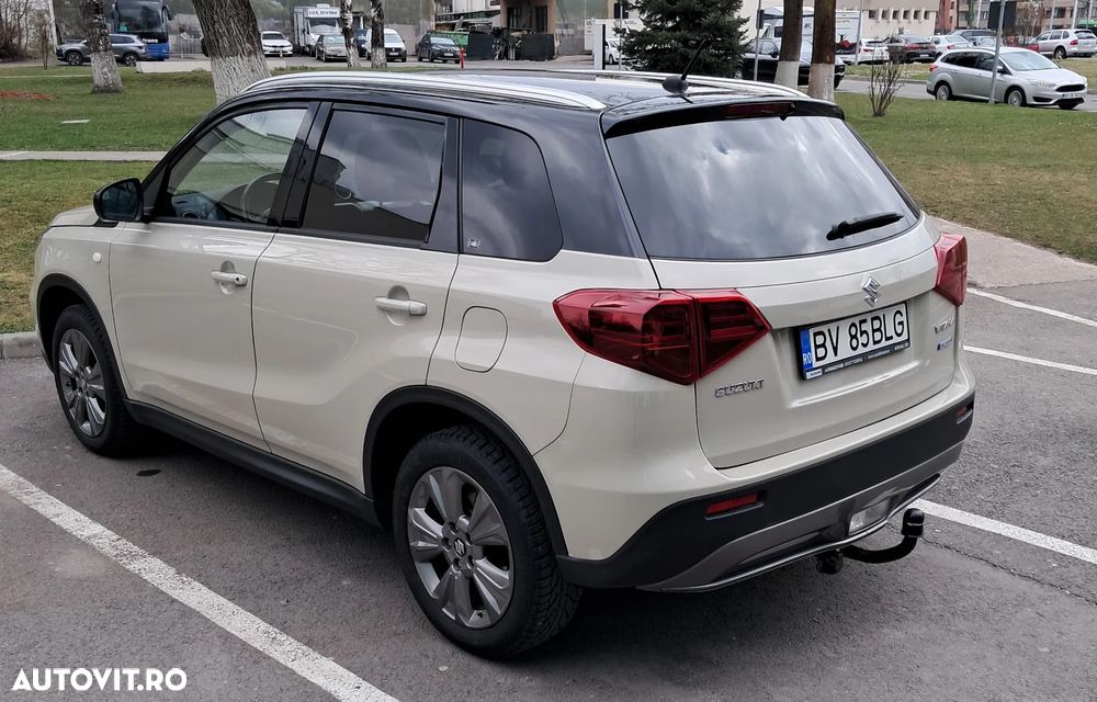 Suzuki Vitara 1.4 Boosterjet MHEV Passion - 4