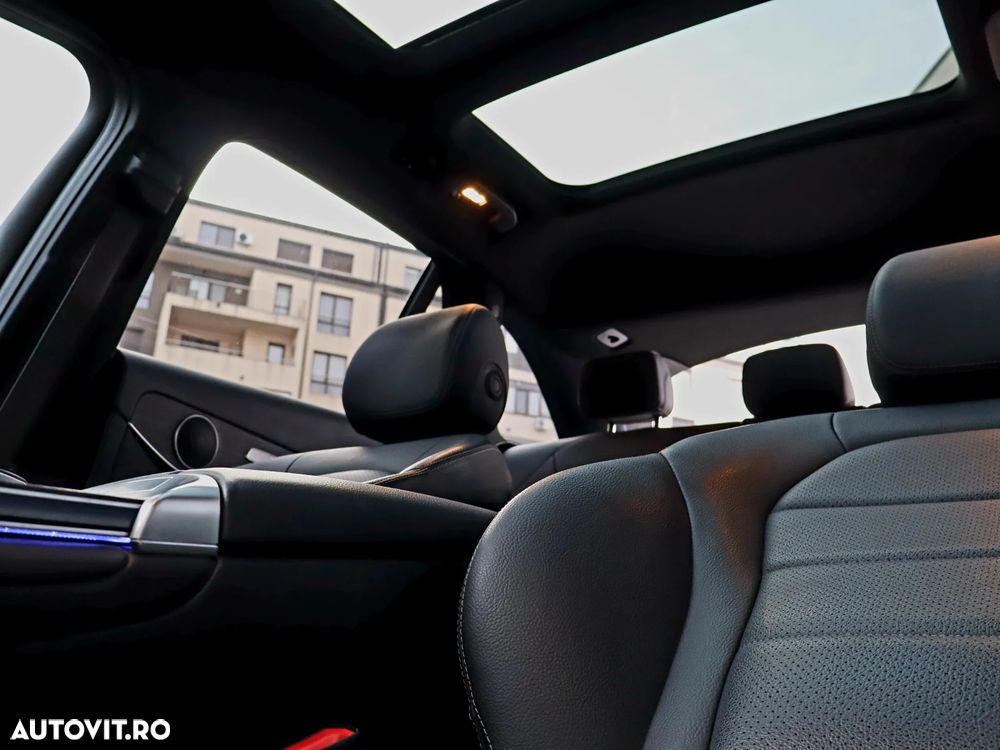 Mercedes-Benz GLC 300 e 4MATIC - 26