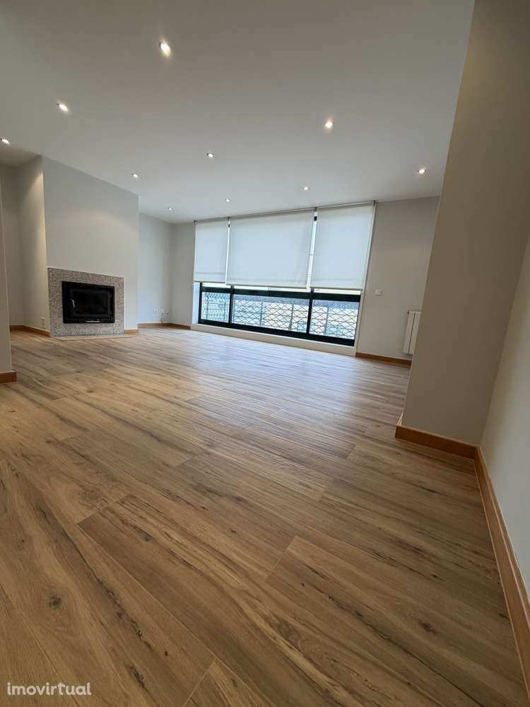 Apartamento T3 - Pinheiro Manso, Ramalde, Porto - Grande imagem: 5/23