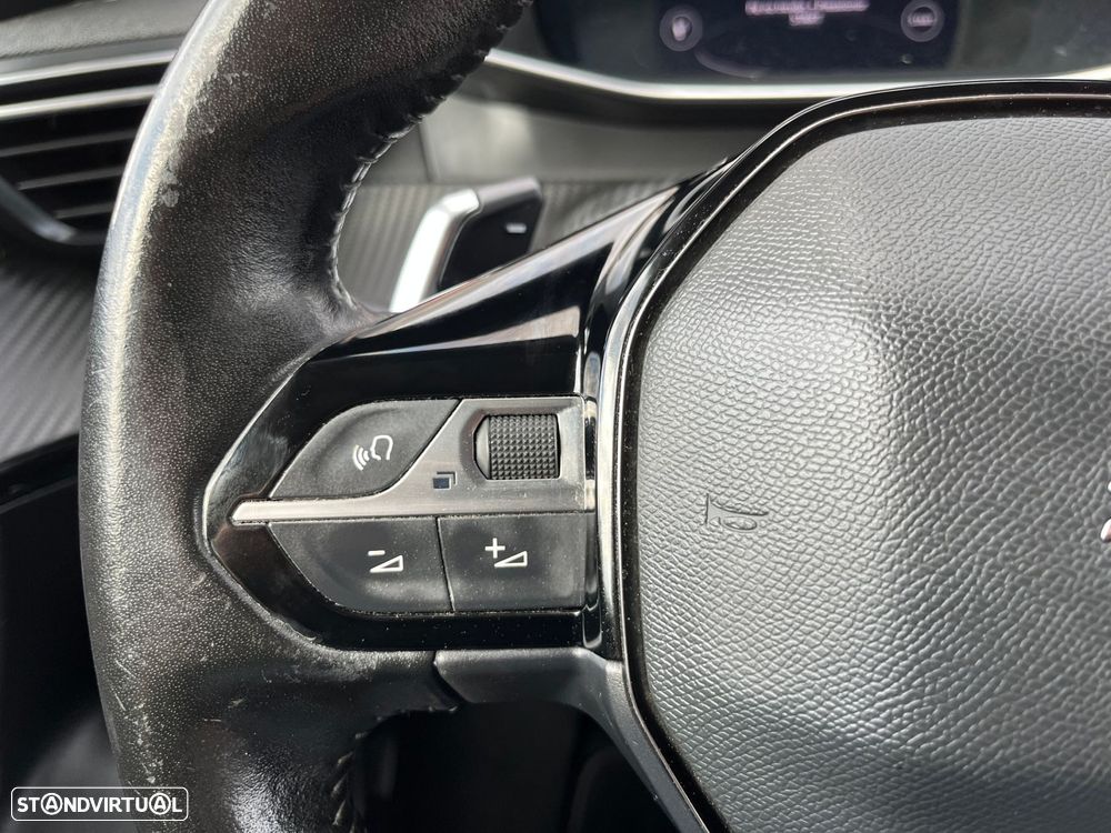 Peugeot 2008 BlueHDi 130 EAT8 Allure Pack - 18