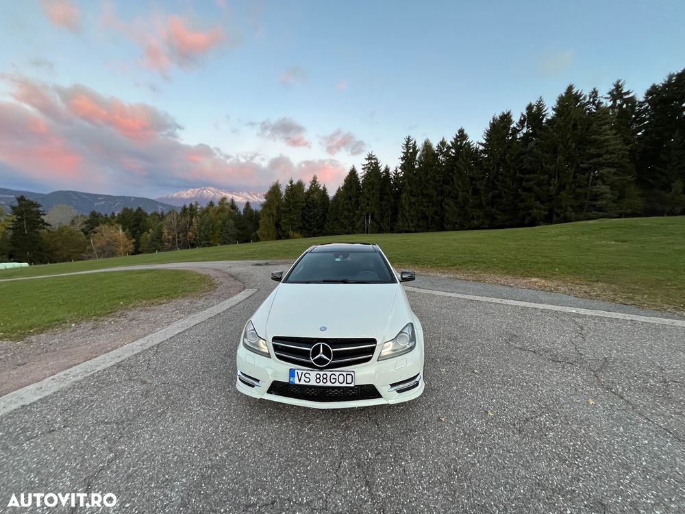 Mercedes-Benz C - 10