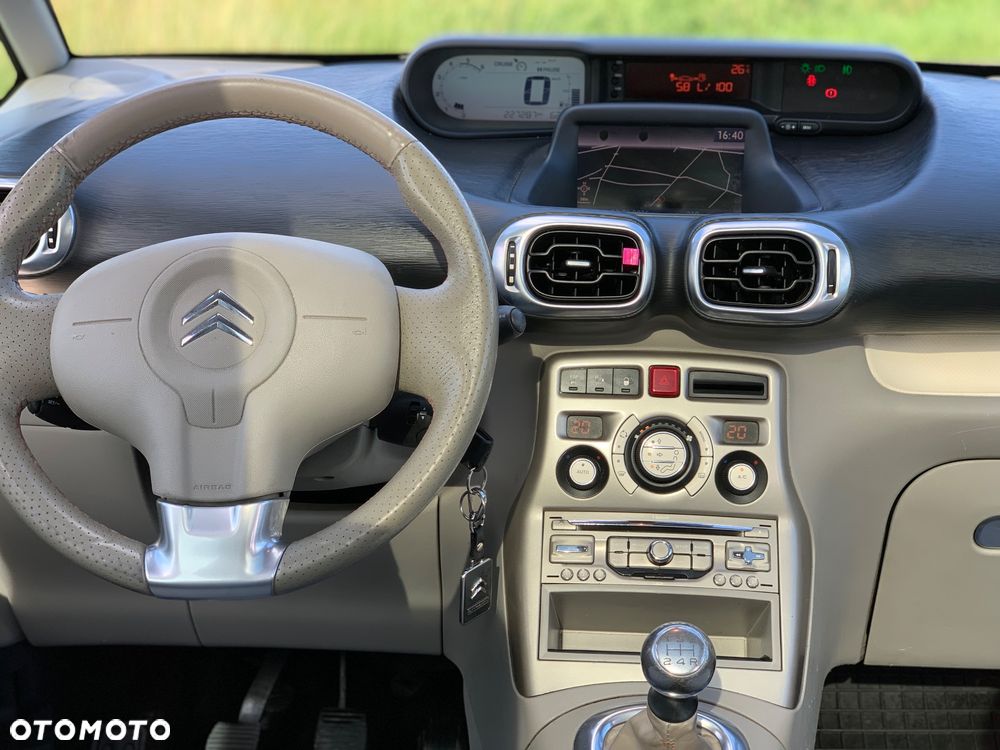 Citroën C3 Picasso 1.6 HDi Exclusive - 17