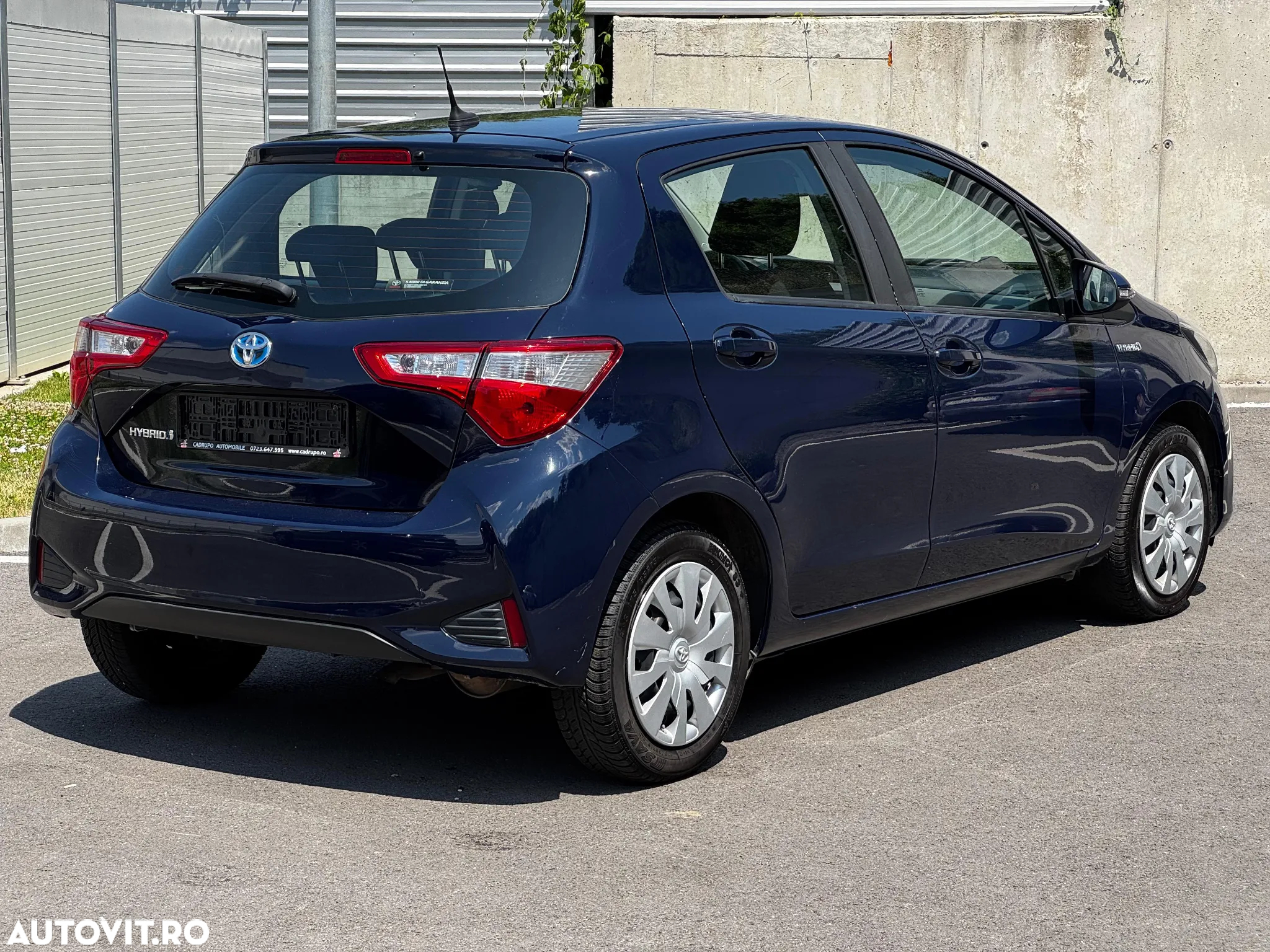 Toyota Yaris 1.5 VVT-i HSD Eco - 5