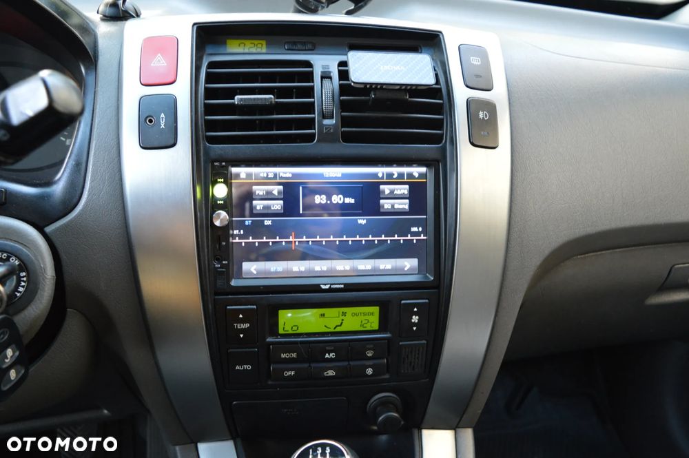 Hyundai Tucson 2.0 4WD GLS - 13
