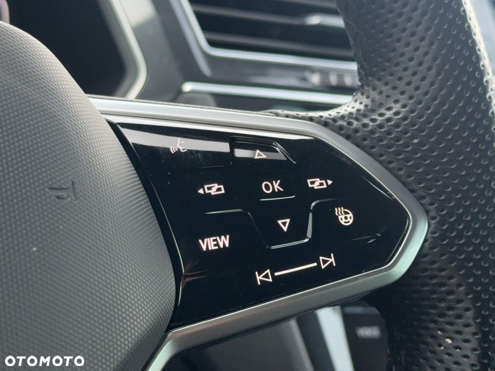 Volkswagen Tiguan - 19