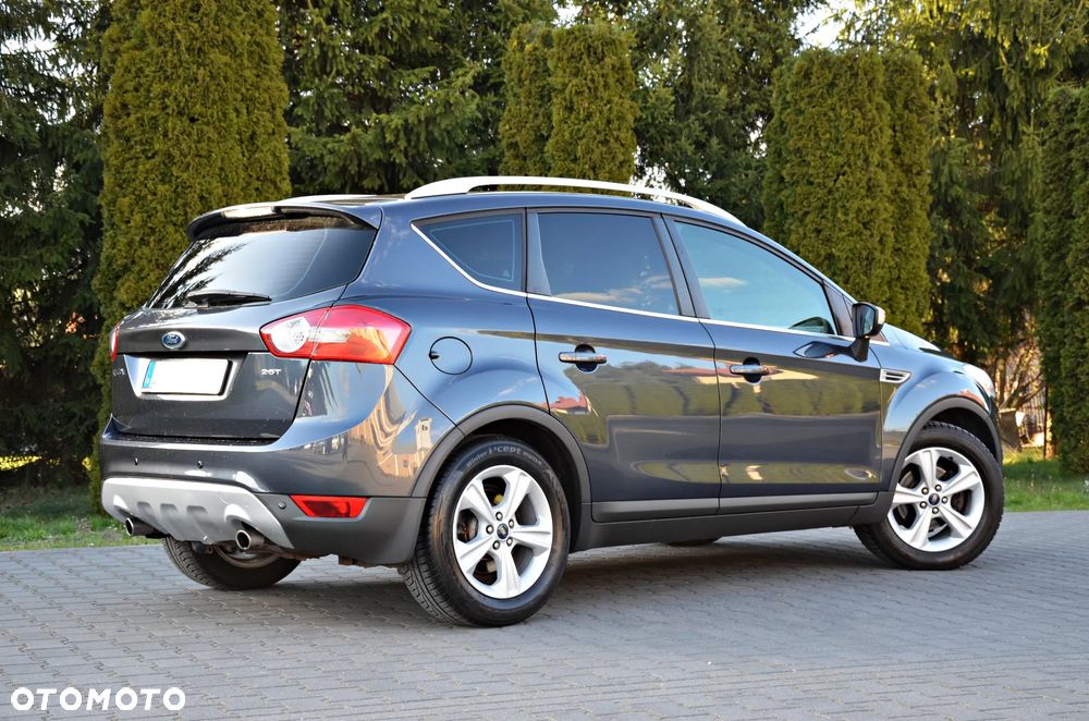 Ford Kuga 2.5 4x4 Trend - 22
