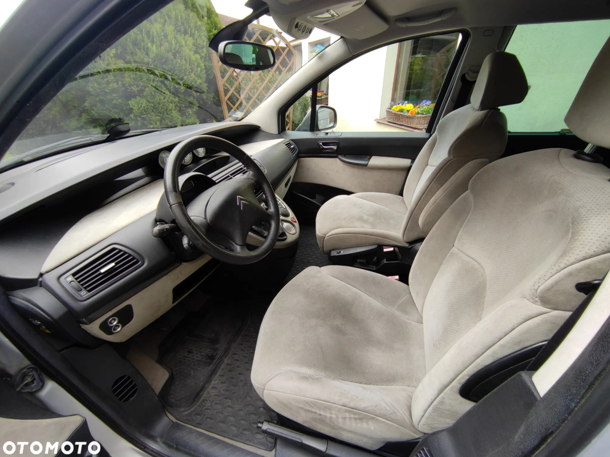 Citroën C8 2.0 HDi Exclusive - 4