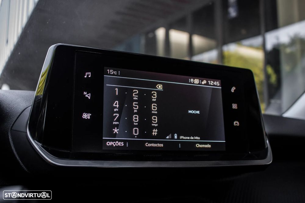 Peugeot 2008 1.2 PureTech Allure EAT8 - 37