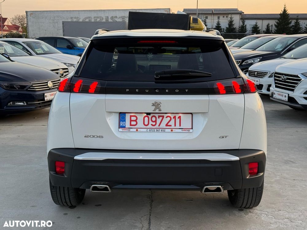 Peugeot 2008 PureTech 130 EAT8 GT Pack - 18