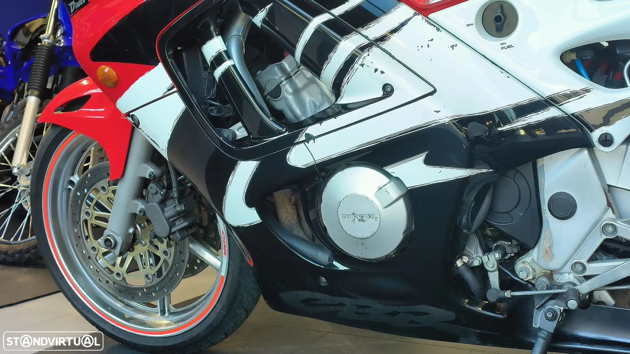 Honda CBR 600F - 10