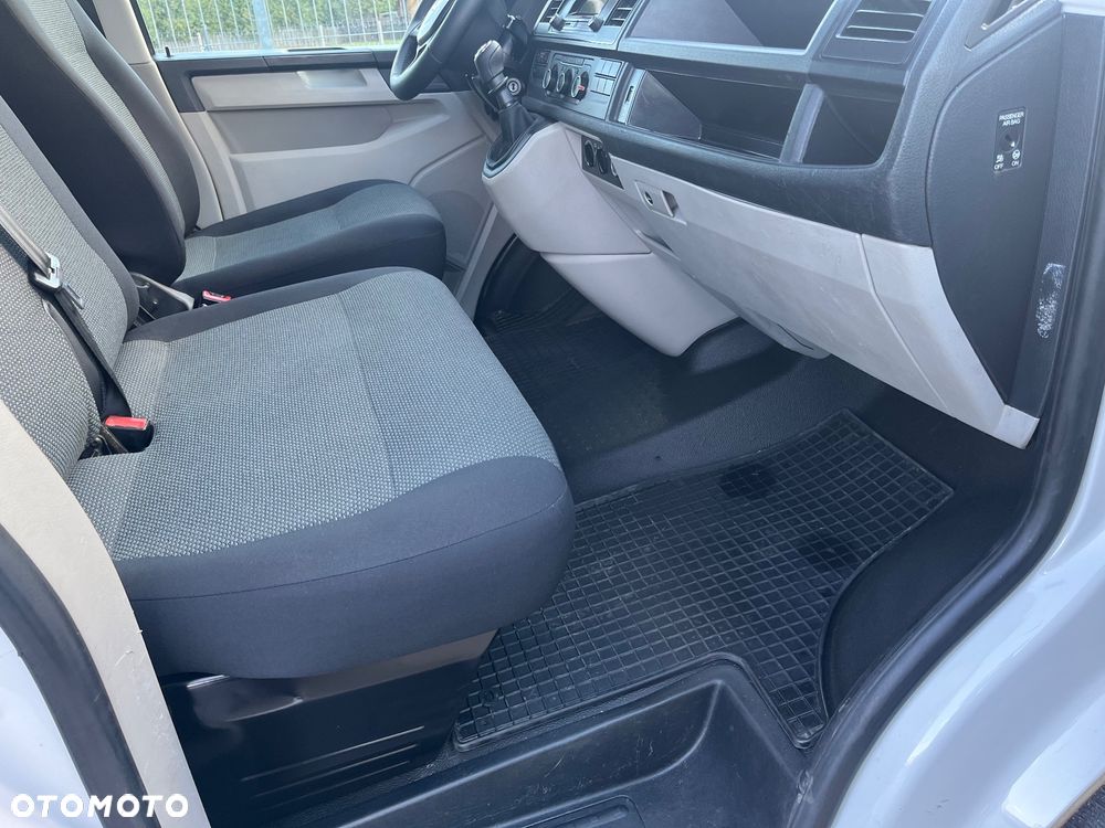 Volkswagen Transporter L2H1 - 18