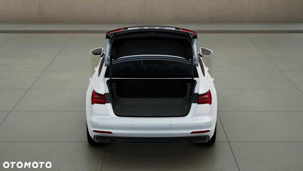 Audi A6 - 6