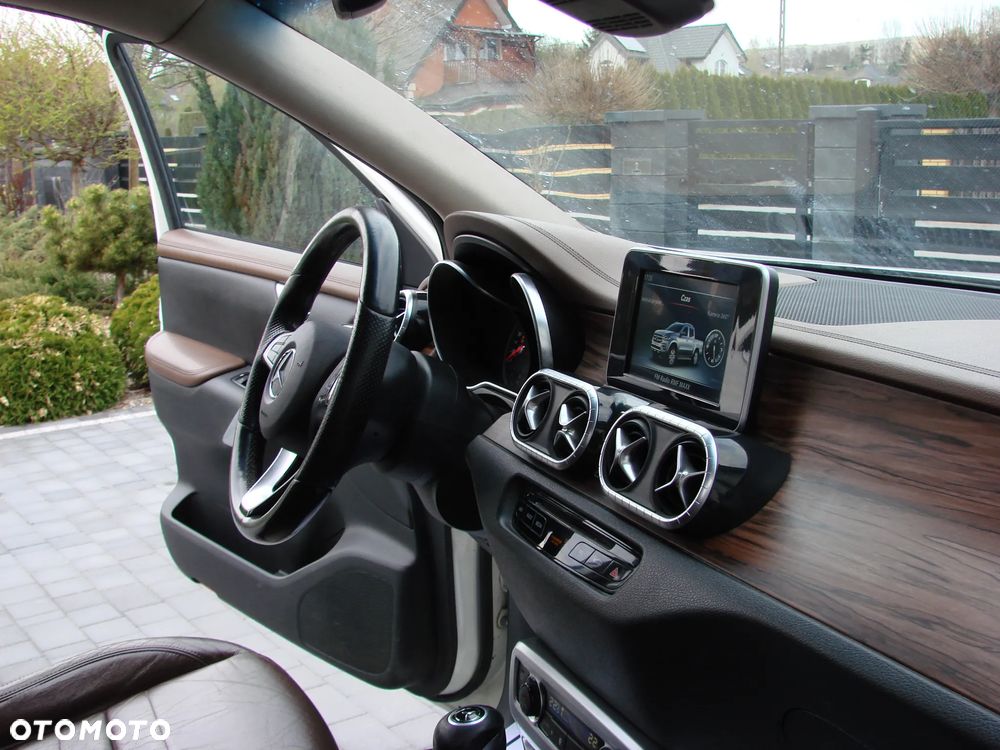 Mercedes-Benz Klasa X - 19