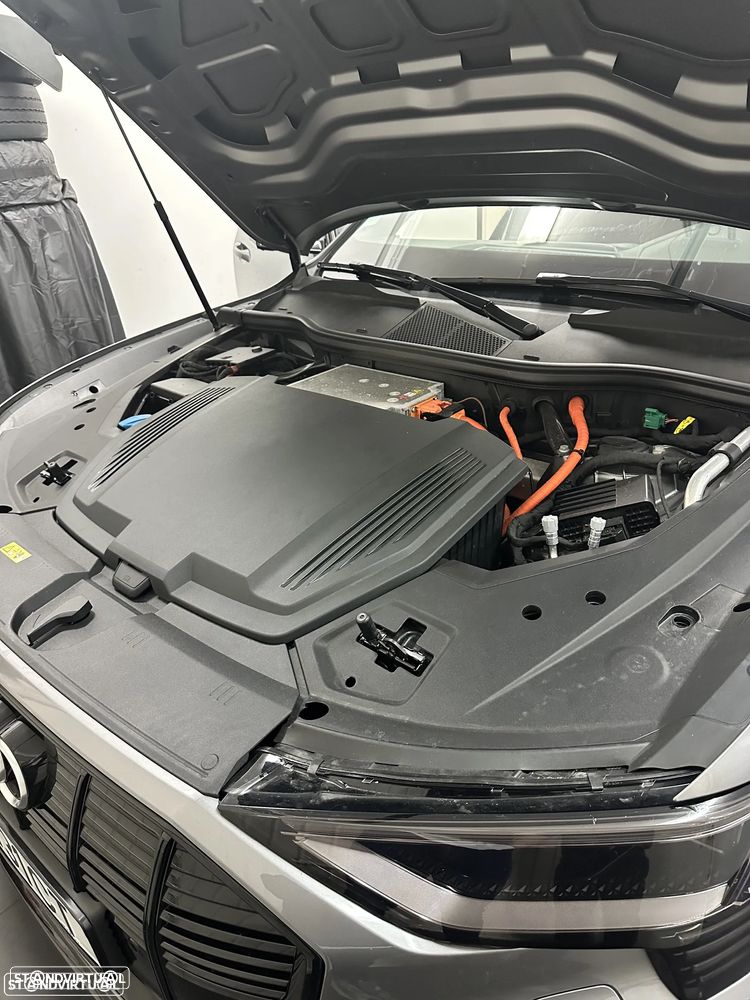 Audi e-tron 55 quattro S line - 40