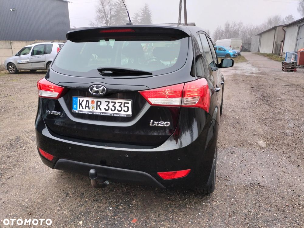Hyundai ix20 1.6 CRDi blue Passion - 8