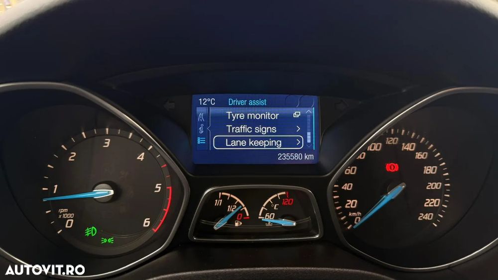 Ford Focus 1.6 TDCi DPF Start-Stopp-System Titanium - 15