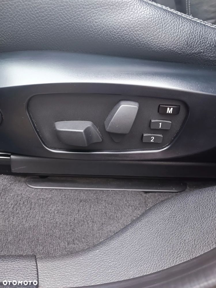 BMW X3 xDrive20d - 20